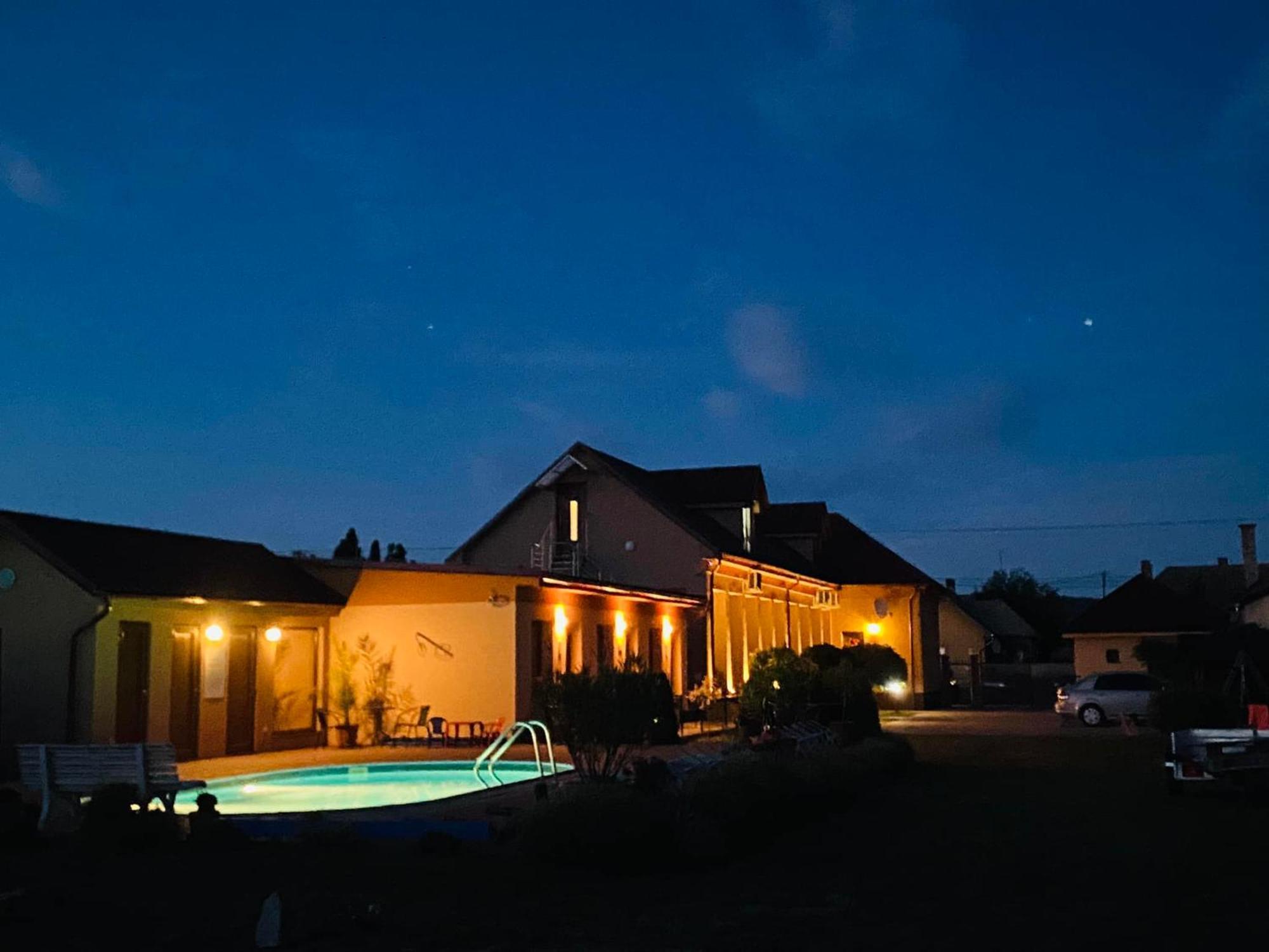 Vila Maria Rapovce Luaran gambar